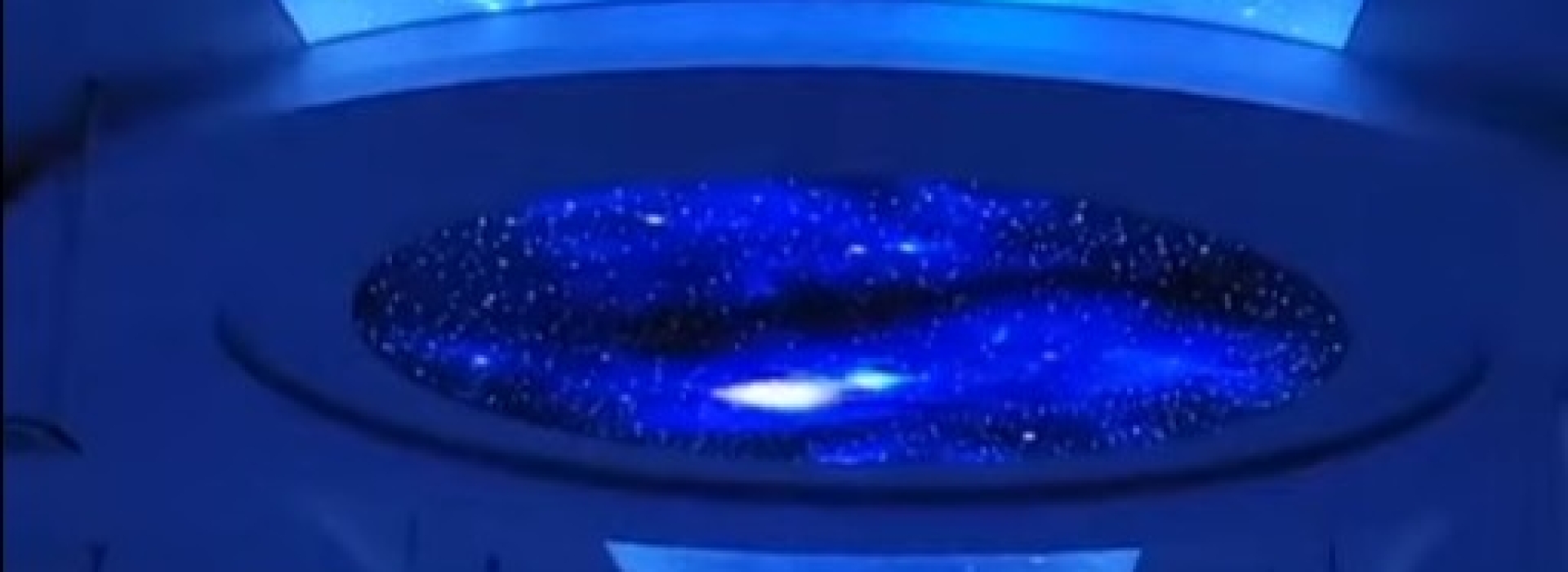 TRẦN SAO HIỆU ỨNG CHO KHÔNG GIAN NHÀ HÀNG TIỆC CƯỚI Á ĐÔNG